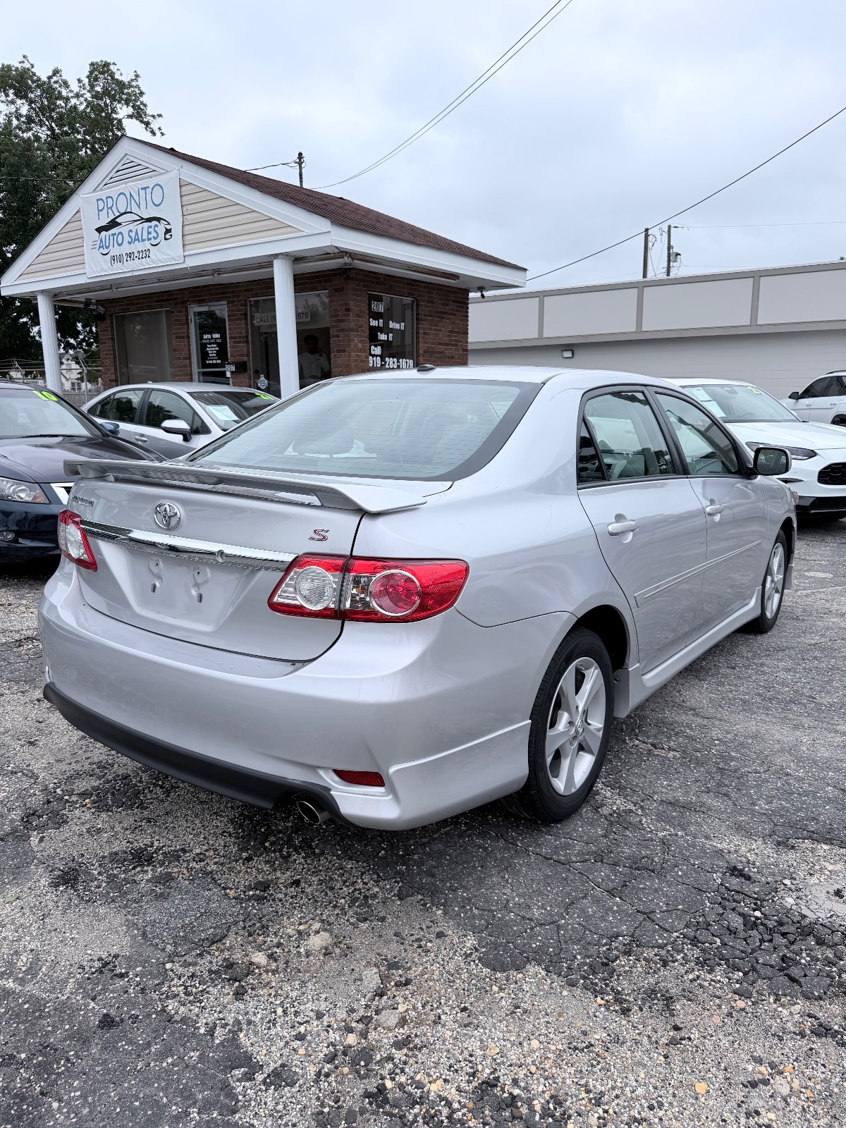2011 Toyota Corolla S 3