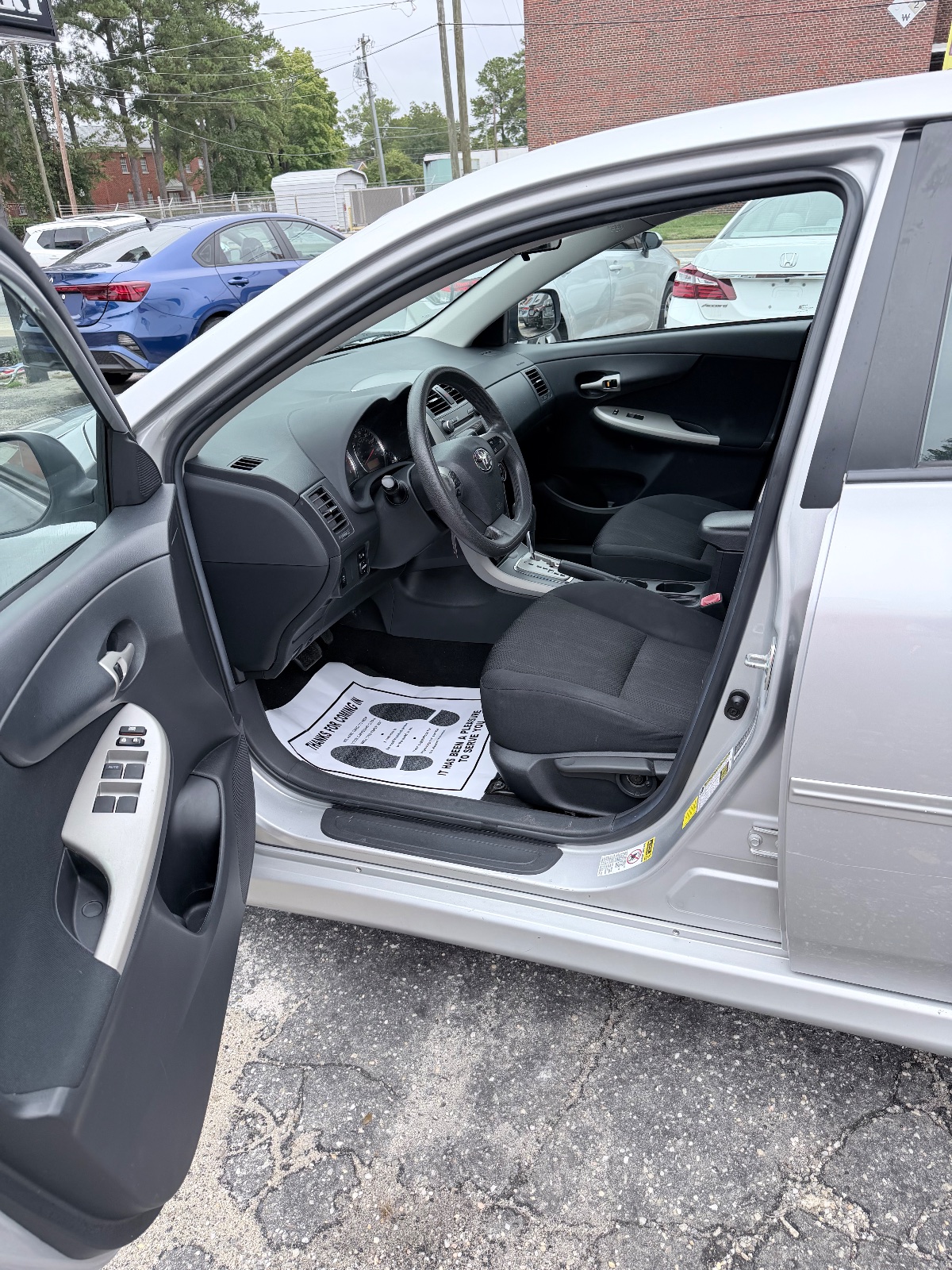 2011 Toyota Corolla S 5